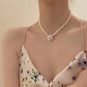 Beautiful Camelia Pearl Necklace