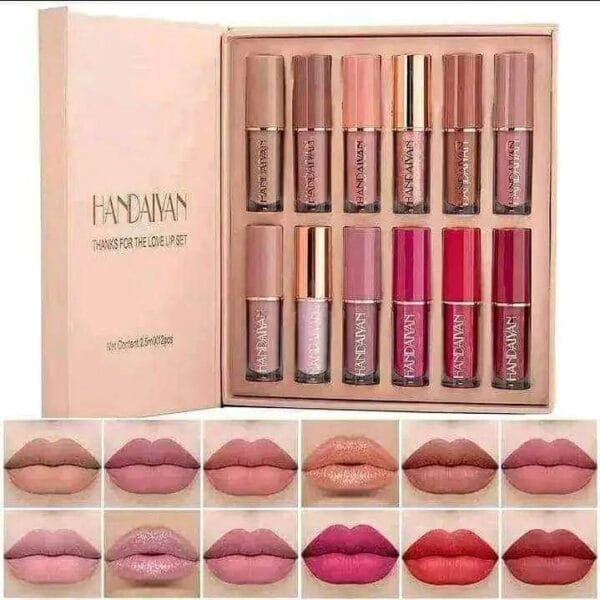 Play Run Matte Look Mini Lipstick Set – 12 টি রঙের ছোট এবং দীর্ঘস্থায়ী লিপস্টিক