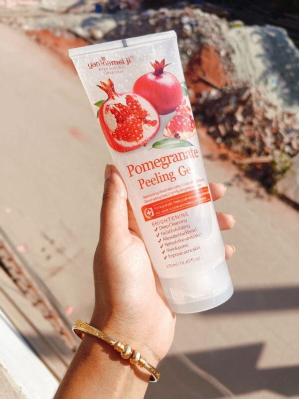 Pomegranate Peeling Gel 320ml ত্বকের উজ্জ্বলতা এবং কোমলতার জন্য প্রাকৃতিক সমাধান