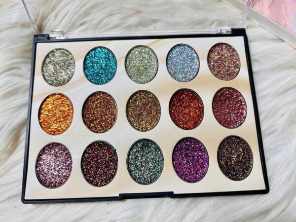 Best Missrose 15 Colors Glitter Palette – চোখের মেকআপের জন্য গ্ল্যামারাস পছন্দ
