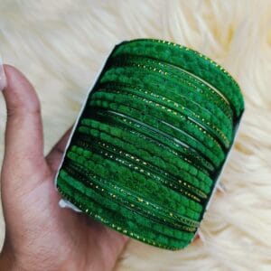 Glitter and Matte Finish Glass Bangles গ্লিটার ও ম্যাট ফিনিশ কাঁচের চুড়ি - মাত্র 150 টাকা মুটে
