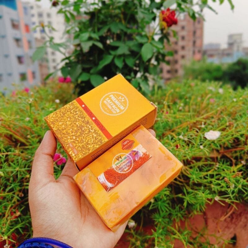 Premium Saffron Whitening Soap 100gm – ত্বকের প্রাকৃতিক উজ্জ্বলতা ফিরিয়ে আনুন